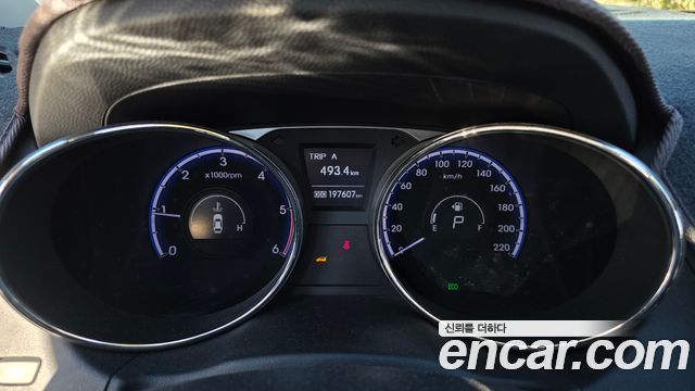 Hyundai Tucson ix Diesel 2WD LX20 Premier 2013 — фото 8