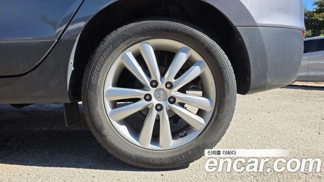 Hyundai Tucson ix Diesel 2WD LX20 Premier 2013 — фото 21