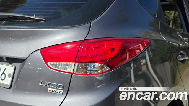 Hyundai Tucson ix Diesel 2WD LX20 Premier 2013 — фото 23