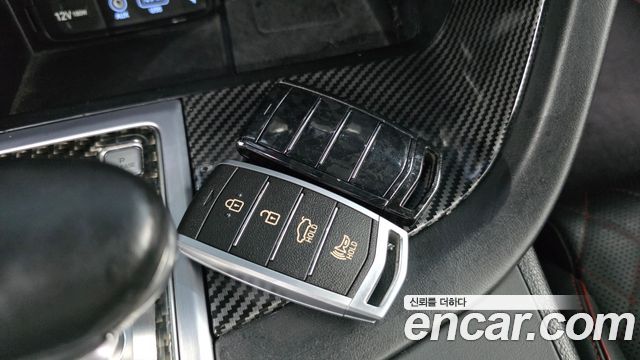 Genesis G70 3.3T Sport AWD Supreme 2018 — фото 17
