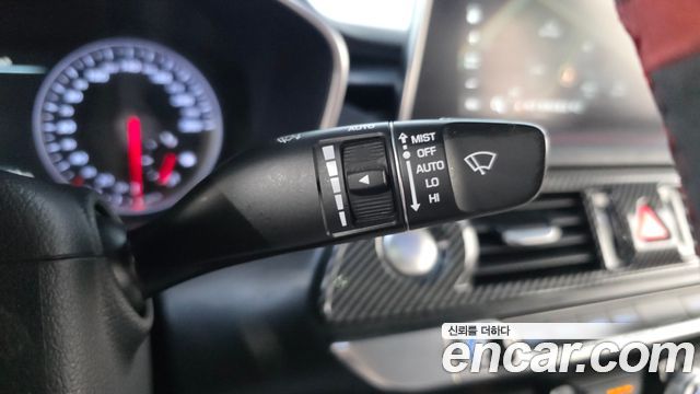Genesis G70 3.3T Sport AWD Supreme 2018 — фото 27