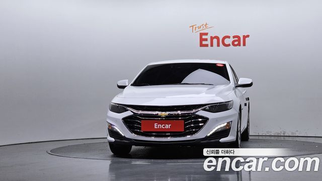 Chevrolet Malibu 1.8 Hybrid LT Deluxe 2019 — фото 3