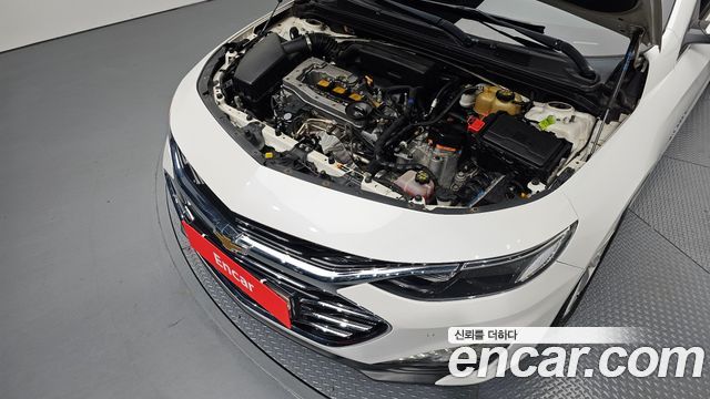 Chevrolet Malibu 1.8 Hybrid LT Deluxe 2019 — фото 6
