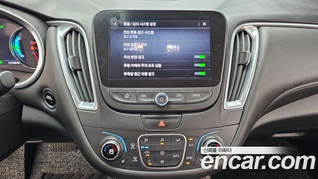 Chevrolet Malibu 1.8 Hybrid LT Deluxe 2019 — фото 14