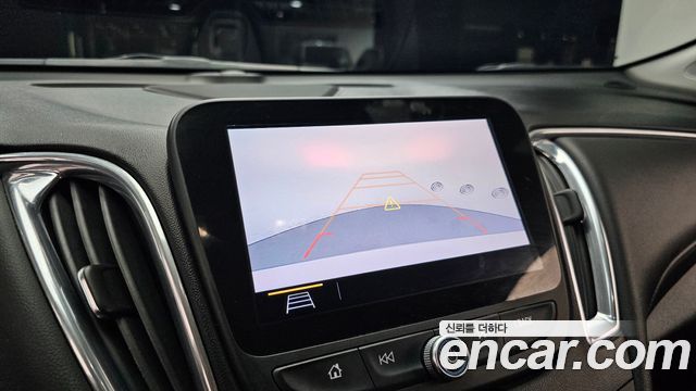 Chevrolet Malibu 1.8 Hybrid LT Deluxe 2019 — фото 15