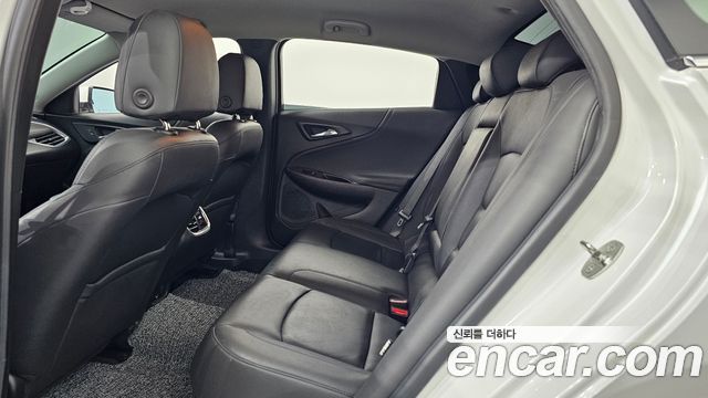 Chevrolet Malibu 1.8 Hybrid LT Deluxe 2019 — фото 26
