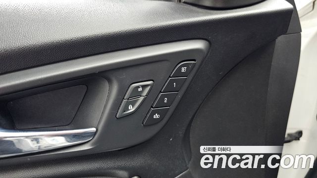 Chevrolet Malibu 1.8 Hybrid LT Deluxe 2019 — фото 30