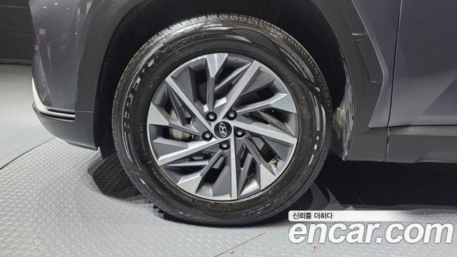 Hyundai Tucson (NX4) Gasoline 1.6 Turbo 4WD Premium 2023 — фото 5