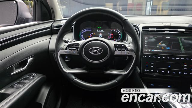 Hyundai Tucson (NX4) Gasoline 1.6 Turbo 4WD Premium 2023 — фото 14
