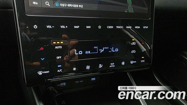 Hyundai Tucson (NX4) Gasoline 1.6 Turbo 4WD Premium 2023 — фото 16