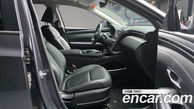 Hyundai Tucson (NX4) Gasoline 1.6 Turbo 4WD Premium 2023 — фото 26