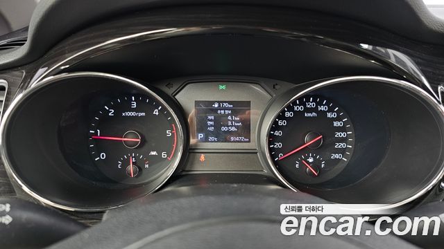 Kia Carnival 9-Seater Prstige 2019 — фото 8