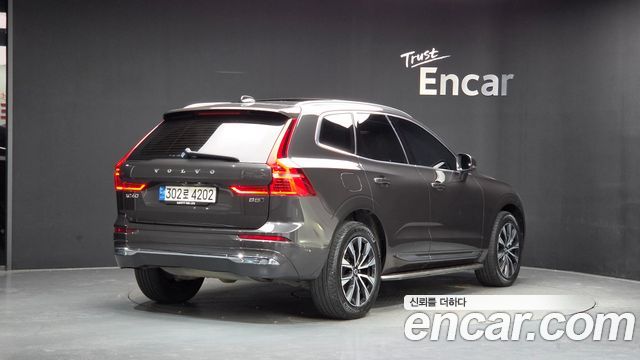 Volvo XC60 (II) B6 Ultimate Bright 2023 — фото 2