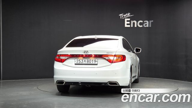 Hyundai Grandeur (HG) HG240 Modern Collection 2017 — фото 4