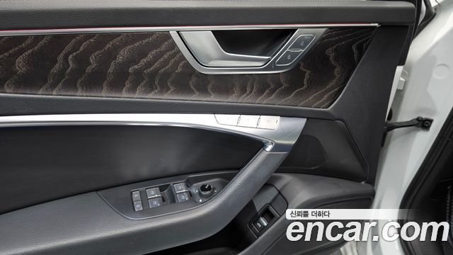 Audi A6 (C8) 45 TFSI Quattro Premium 2021 — фото 29
