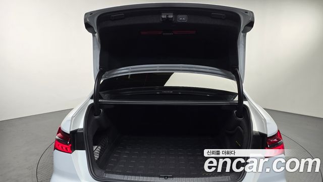 Audi A6 (C8) 45 TFSI Quattro Premium 2021 — фото 17