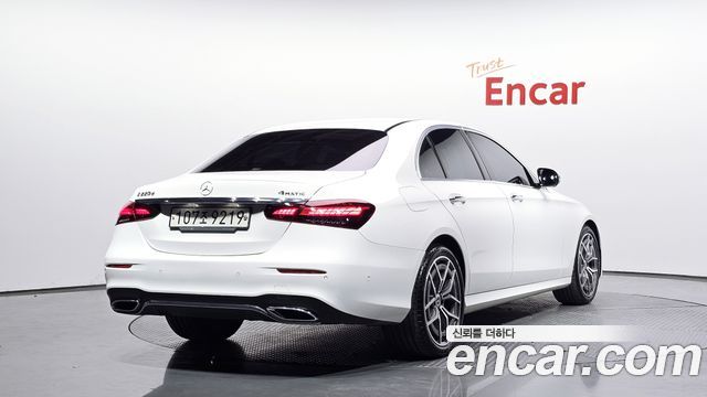 Mercedes-Benz E-Class (W213) E220d 4MATIC AMG Line 2021 — фото 2