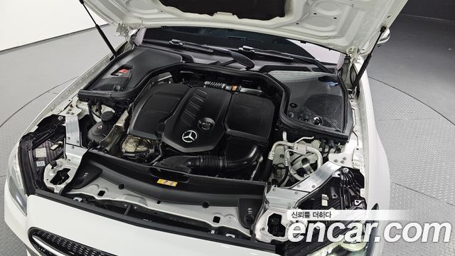 Mercedes-Benz E-Class (W213) E220d 4MATIC AMG Line 2021 — фото 6