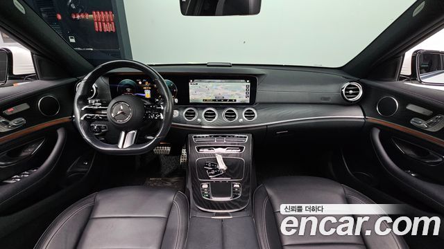 Mercedes-Benz E-Class (W213) E220d 4MATIC AMG Line 2021 — фото 7