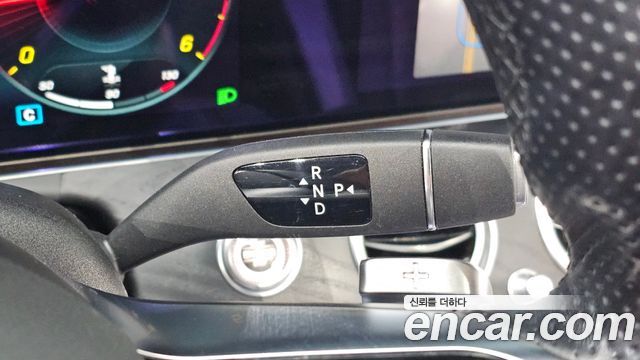 Mercedes-Benz E-Class (W213) E220d 4MATIC AMG Line 2021 — фото 9