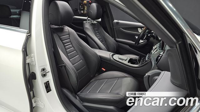 Mercedes-Benz E-Class (W213) E220d 4MATIC AMG Line 2021 — фото 10
