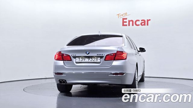 BMW 5 Series (F10) 528i xDrive Luxury 2014 — фото 4