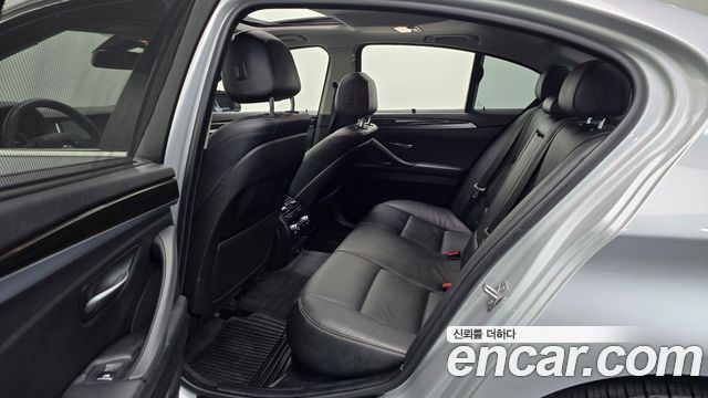 BMW 5 Series (F10) 528i xDrive Luxury 2014 — фото 12