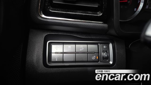 KG Mobility (SsangYong) Very New Tivoli Gasoline 1.5 2WD V5 2020 — фото 17