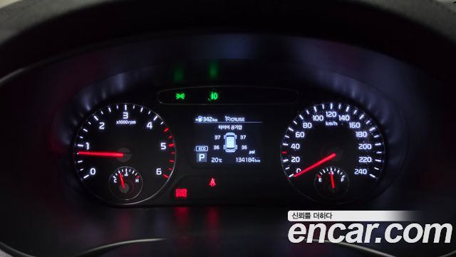 Kia Sorento Diesel 2.0 2WD Prestige 2019 — фото 8