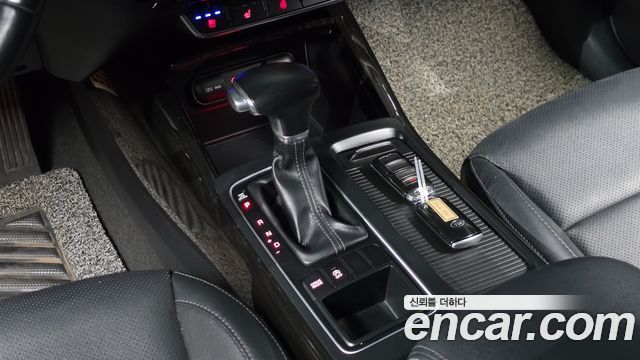 Kia Sorento Diesel 2.0 2WD Prestige 2019 — фото 9