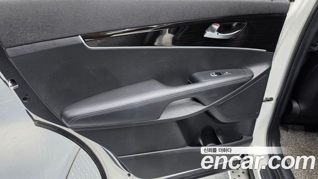 Kia Sorento Diesel 2.0 2WD Prestige 2019 — фото 25