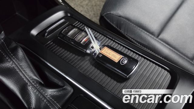 Kia Sorento Diesel 2.0 2WD Prestige 2019 — фото 31