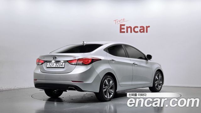 Hyundai Avante 1.6 GDi Modern Standard 2014 — фото 2