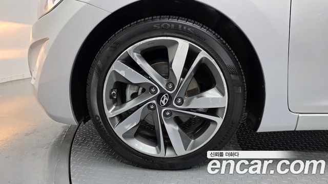 Hyundai Avante 1.6 GDi Modern Standard 2014 — фото 5