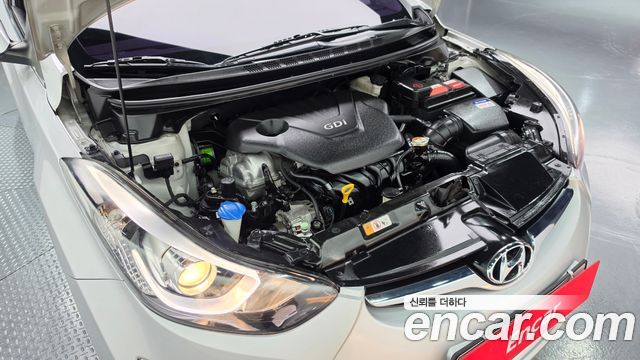 Hyundai Avante 1.6 GDi Modern Standard 2014 — фото 6