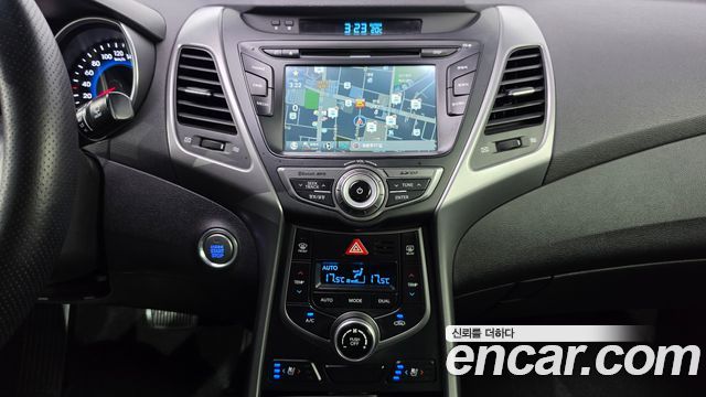 Hyundai Avante 1.6 GDi Modern Standard 2014 — фото 12