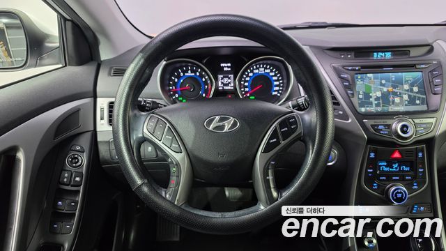 Hyundai Avante 1.6 GDi Modern Standard 2014 — фото 13