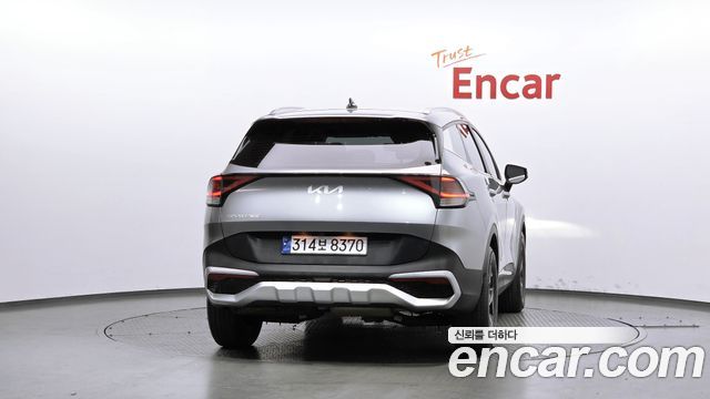 Kia Sportage (V) Diesel 2.0 2WD Prestige 2022 — фото 4
