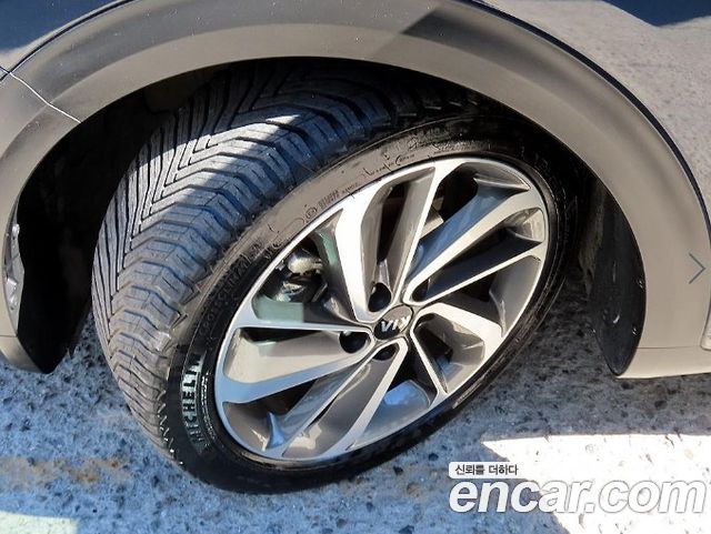 Kia Niro Noblesse 2017 — фото 23