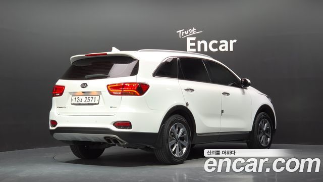 Kia Sorento Diesel 2.0 2WD Noblesse 2019 — фото 2