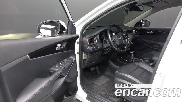 Kia Sorento Diesel 2.0 2WD Noblesse 2019 — фото 10