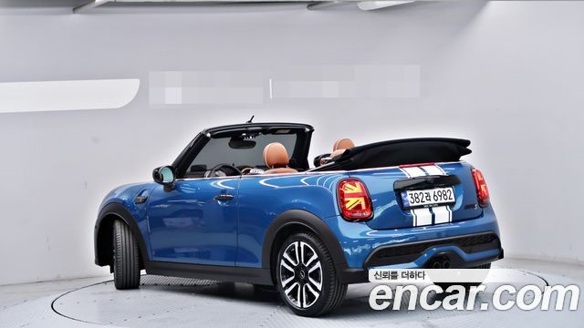 MINI Cooper S Convertible Classic Third Generation 2024 — фото 18