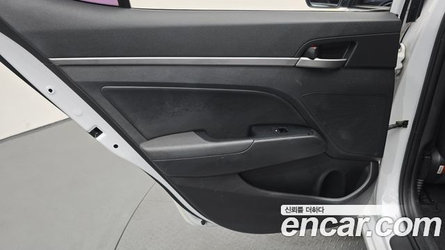 Hyundai Avante (AD) 1.6 GDI Value Plus 2018 — фото 25