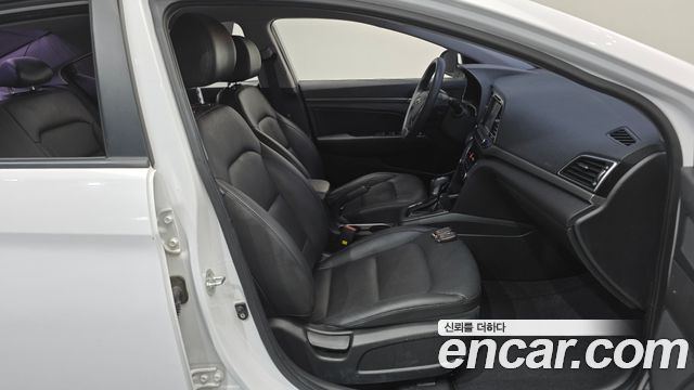 Hyundai Avante (AD) 1.6 GDI Value Plus 2018 — фото 26