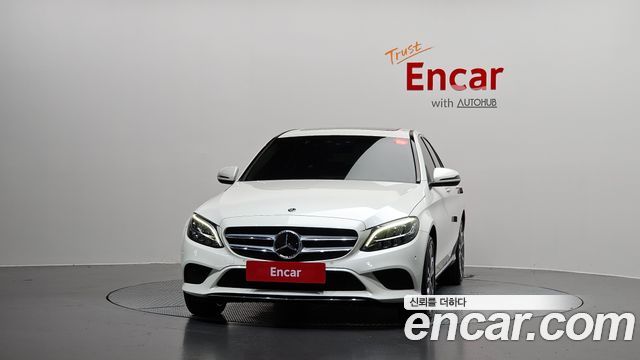 Mercedes-Benz C-Class (W205) C220 d 4MATIC 2020 — фото 3