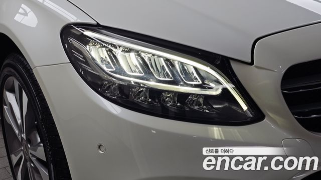Mercedes-Benz C-Class (W205) C220 d 4MATIC 2020 — фото 22
