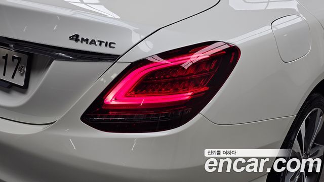 Mercedes-Benz C-Class (W205) C220 d 4MATIC 2020 — фото 23