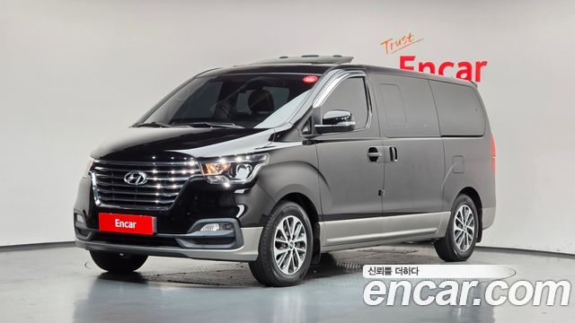 Hyundai Grand Starex Urban 9-Seater Exclusive