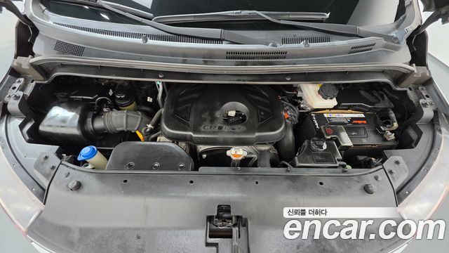 Hyundai Grand Starex Urban 9-Seater Exclusive 2019 — фото 6