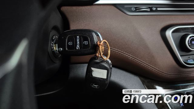 Hyundai Grand Starex Urban 9-Seater Exclusive 2019 — фото 16